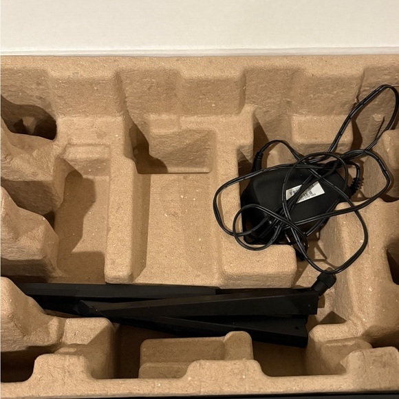 NETGEAR Nighthawk AX6 6-Stream AX4300 WiFi Router Used with Original Box - Picture 7 of 11